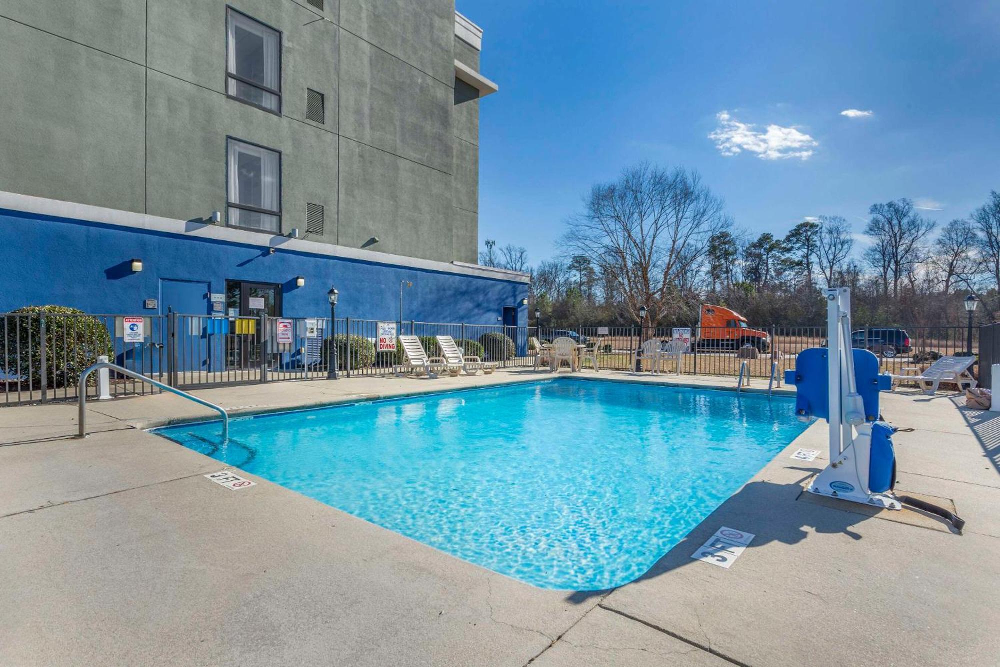 Comfort Suites Wilson - I - 95 Dış mekan fotoğraf
